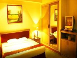 Royal Merdeka Hotel 2*