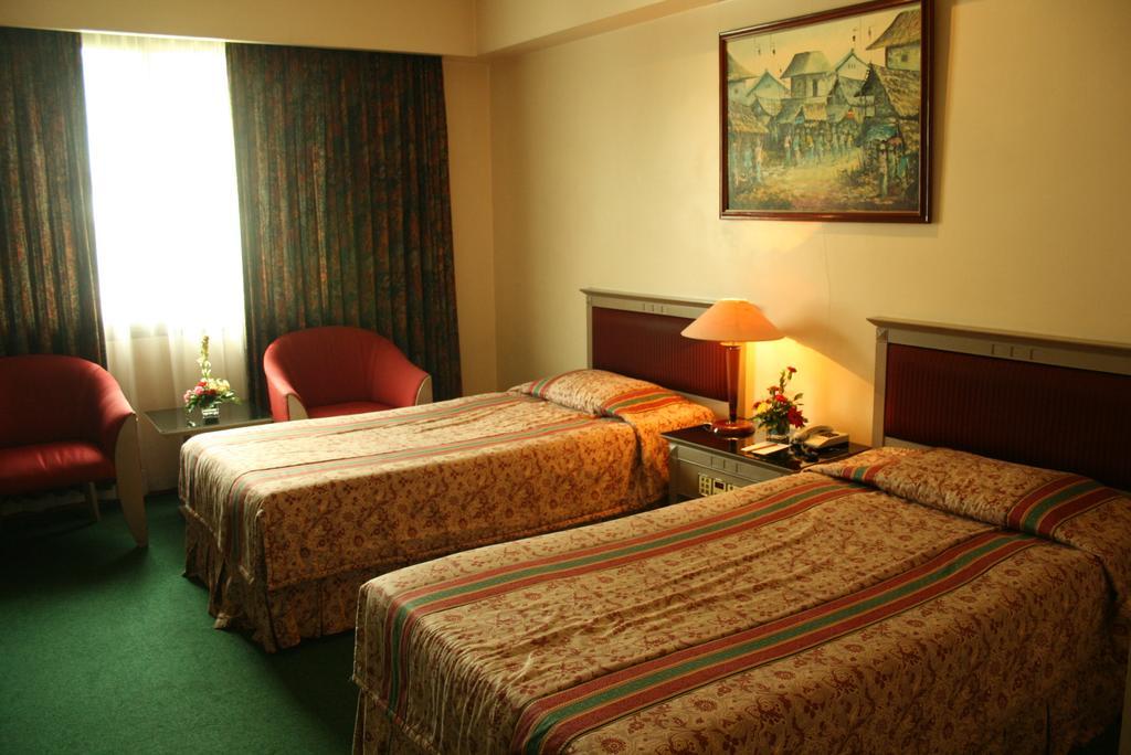 Hotel Royal Merdeka 2*